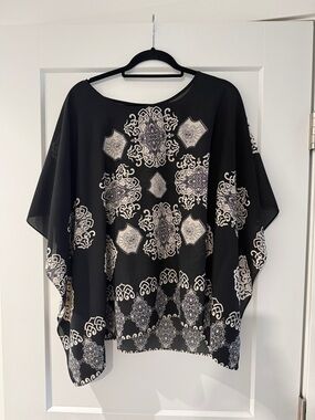 Chicos Travellers Black and Ivory Poncho